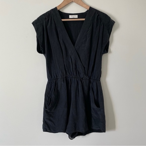 Aritzia Babaton Corbett Romper size M 🖤 - Picture 2 of 7